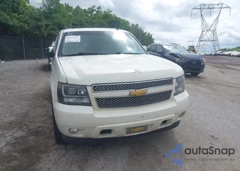 2008 Chevrolet Tahoe Ltz z USA, uszkodzony, nr VIN 1GNFK13068R236818